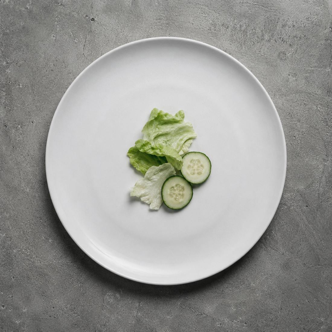 A sparse, restrictive diet plate